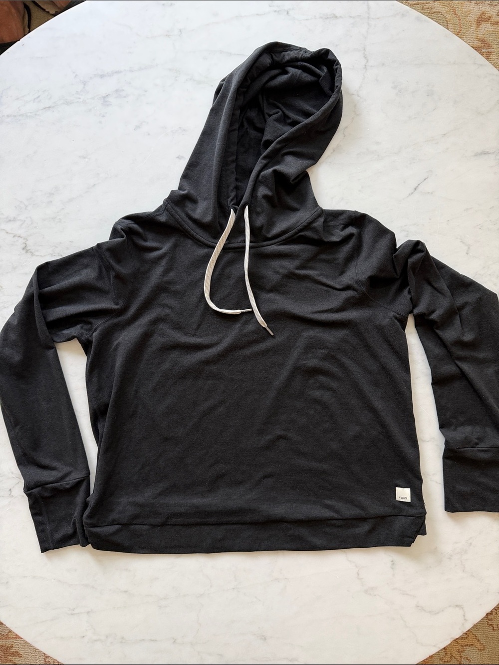 Vuori womens’ Black pull over Hoodie Sweater